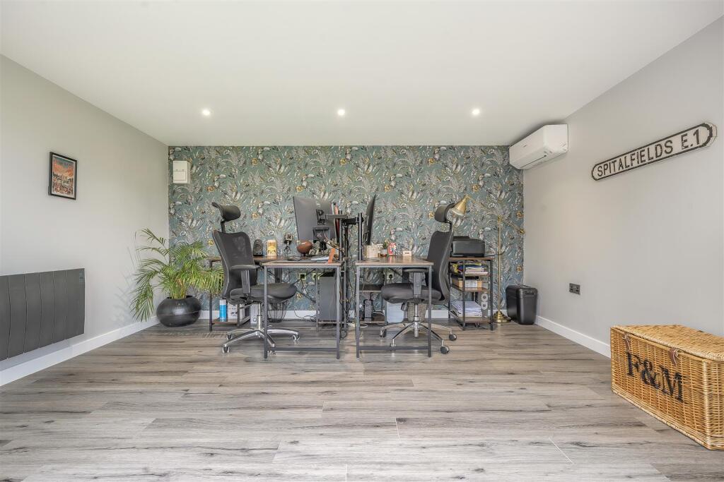 Office/Studio