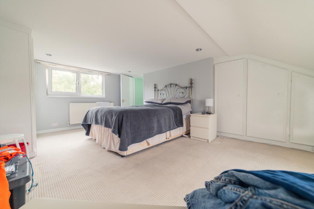 Call 02920 454555 to secure your viewing_21