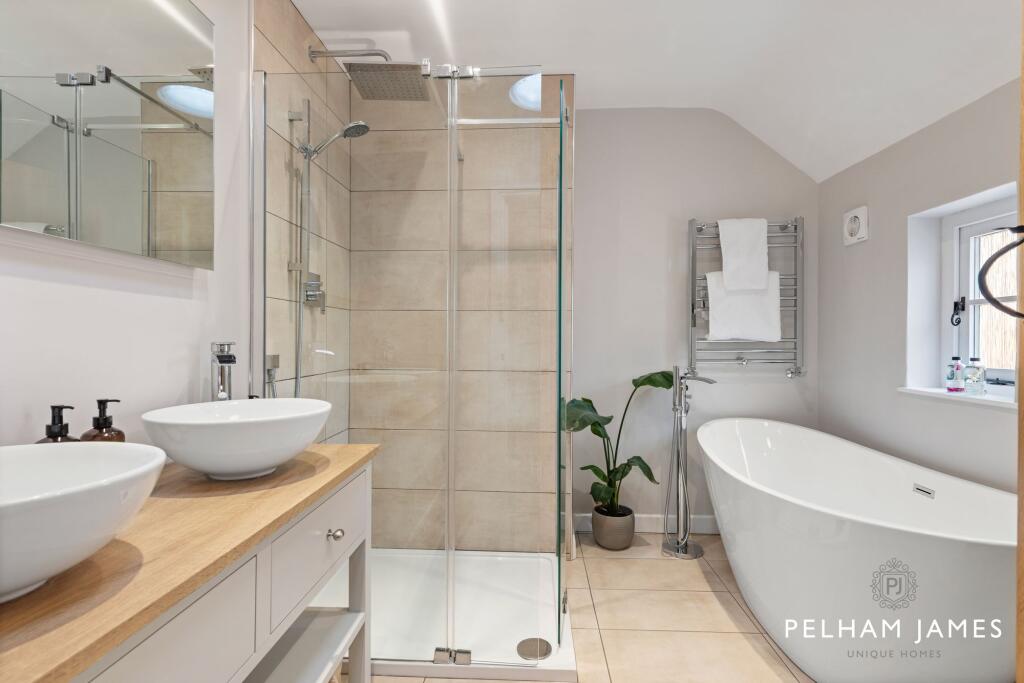 Bathroom, The Old Post Office, Empingham