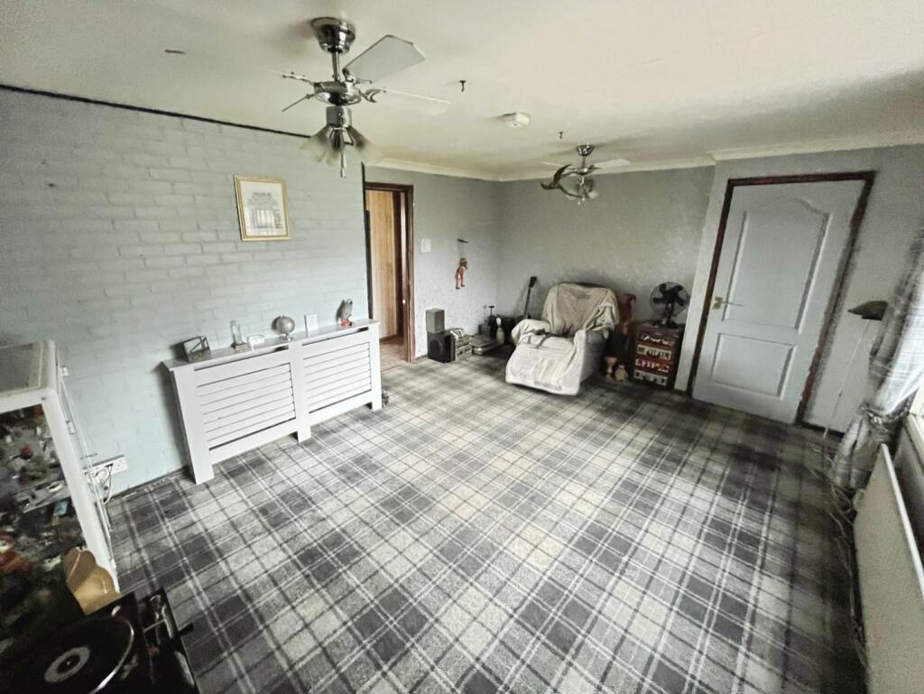 pbox-living_room-326536.jpg