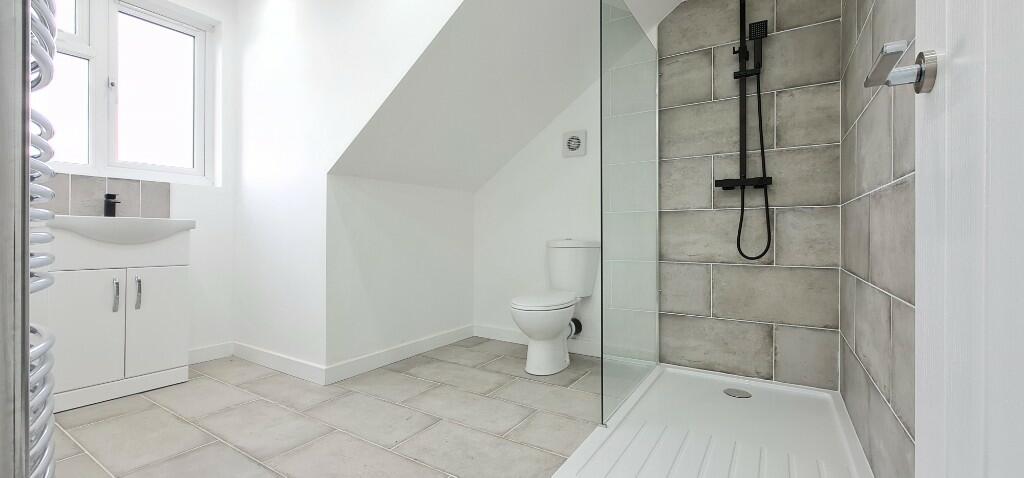 Master En-Suite
