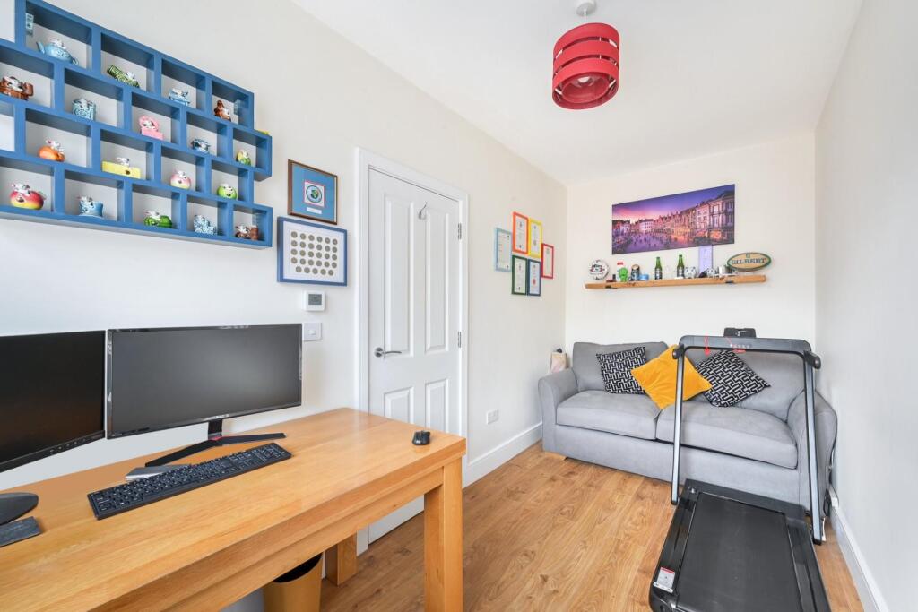 TATTENHAM GROVE (10).jpg