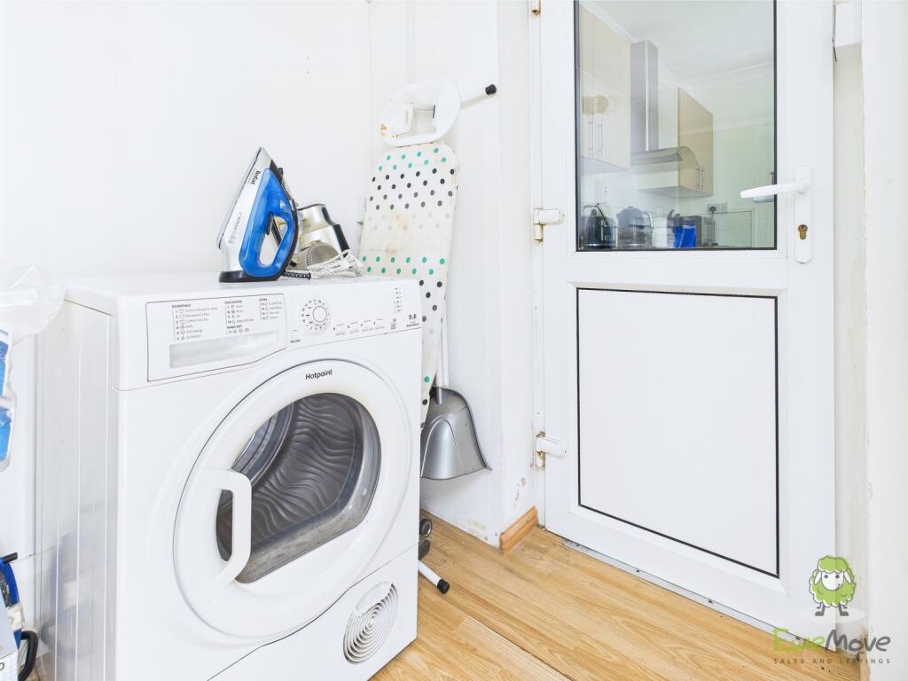 CAM01543G0-PR0129-STILL023