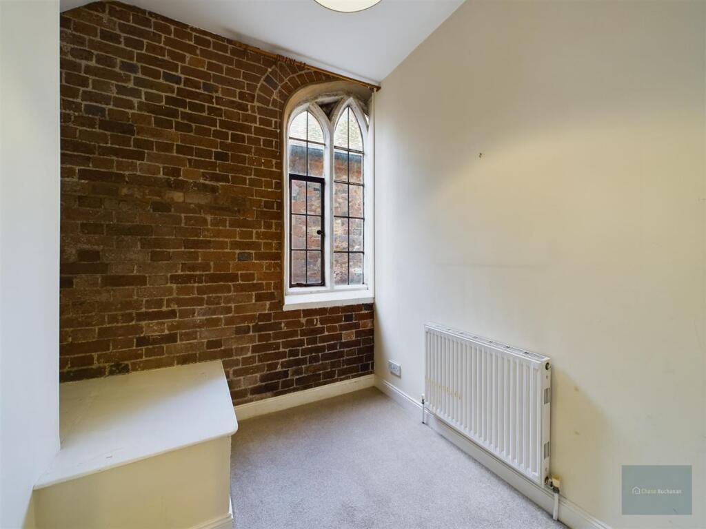 CAM02563G0-PR0056-ST