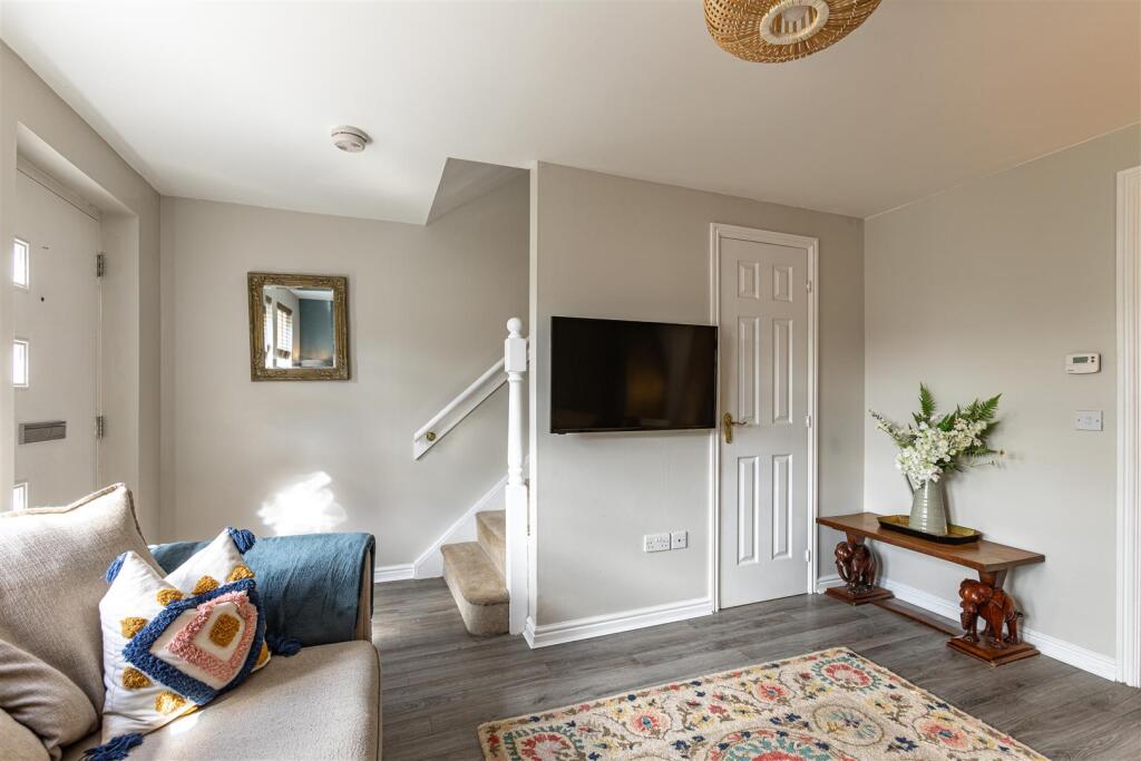 25 KIngfisher Grove Galashiels 17.JPG