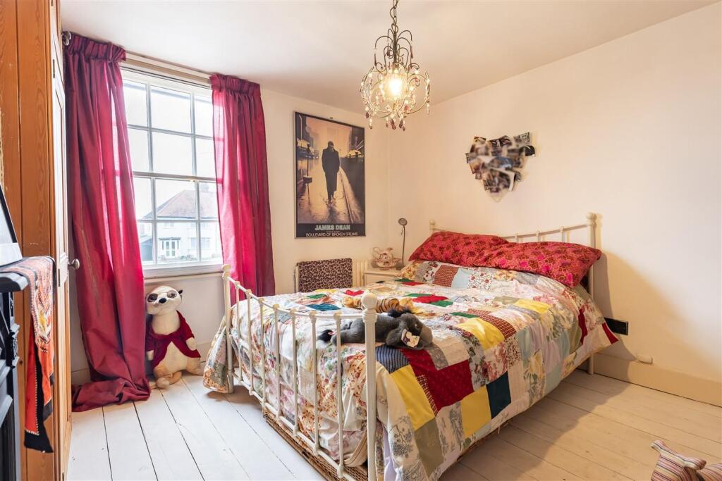 174 High Road  (10).jpg