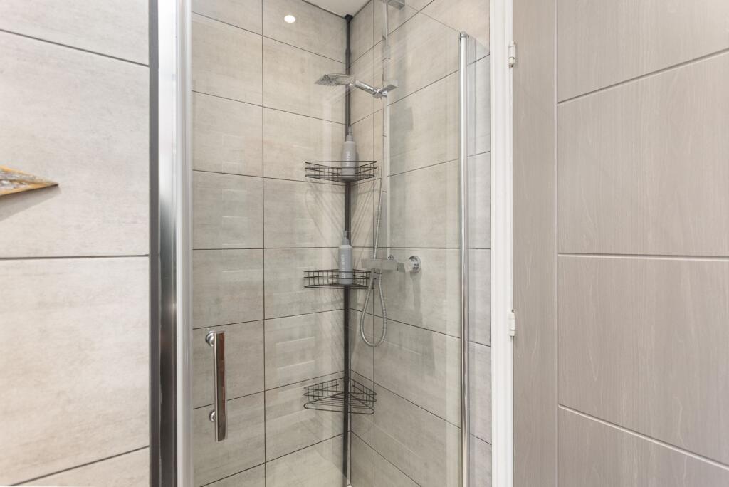 Bedroom One En Suite