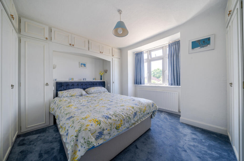 1327408-19-687a2b...