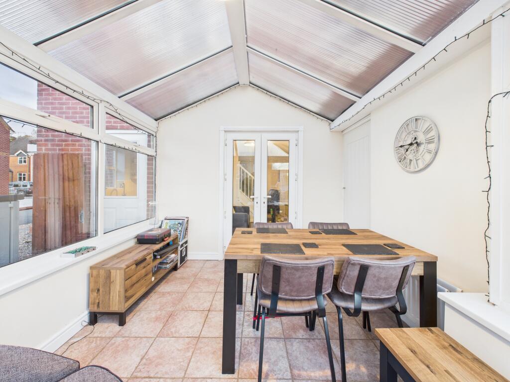 CAM05192G0-PR0187-STILL013