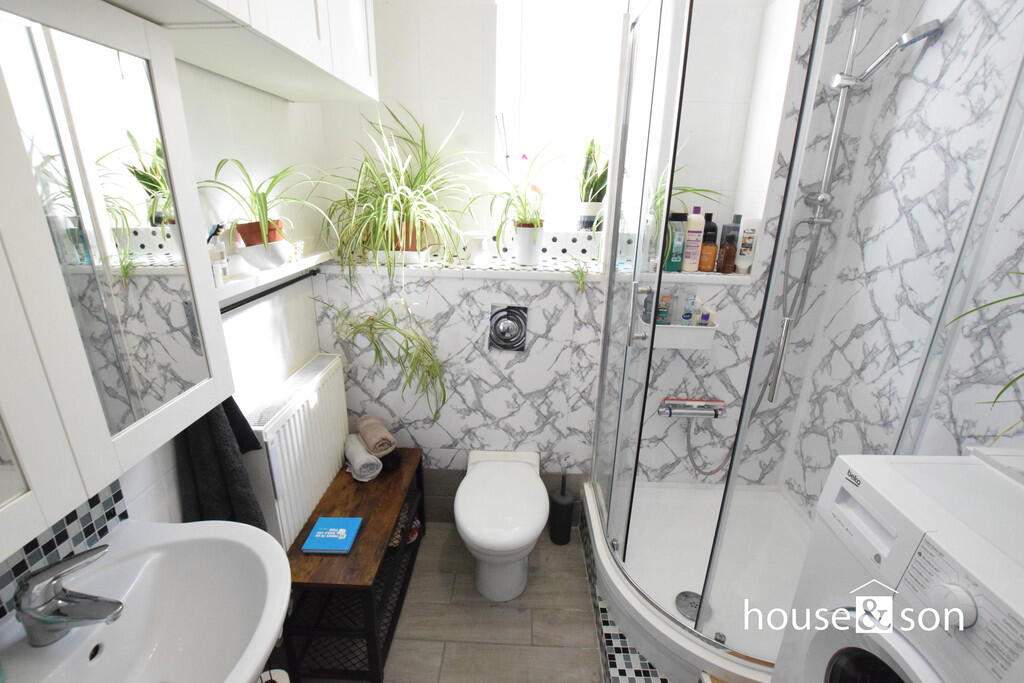 shower rm 2