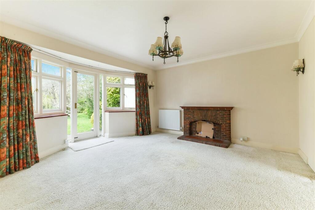 WEST HILL AVENUE,  (3).jpg