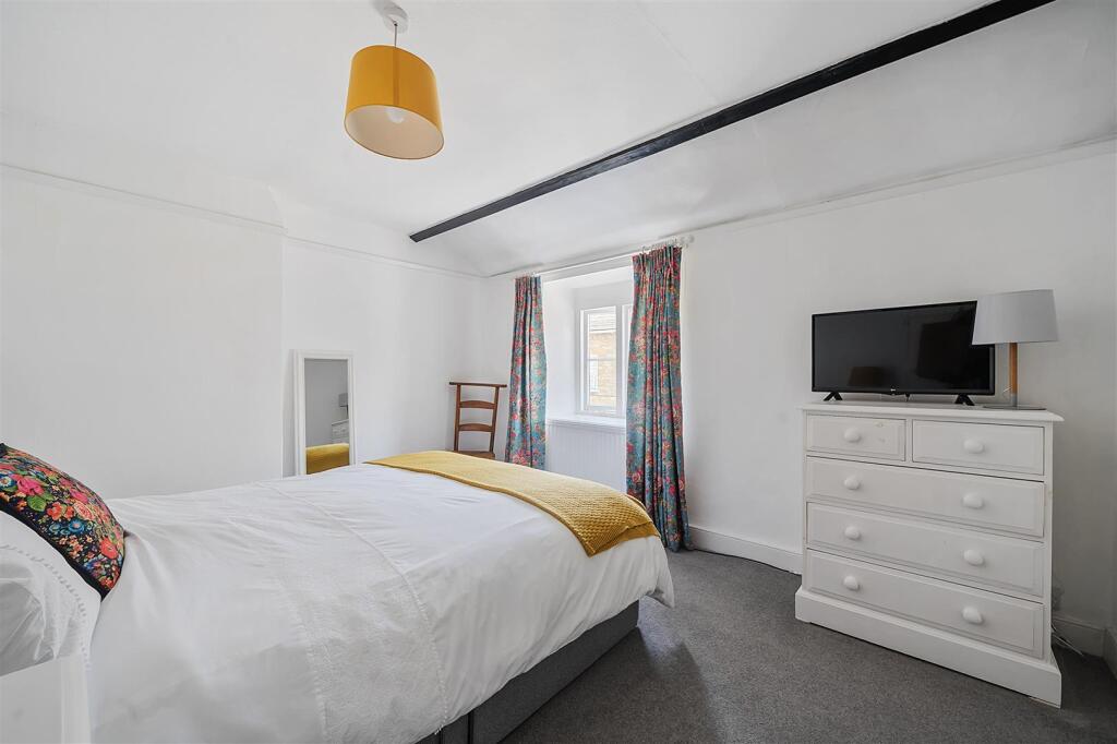 Main bedroom