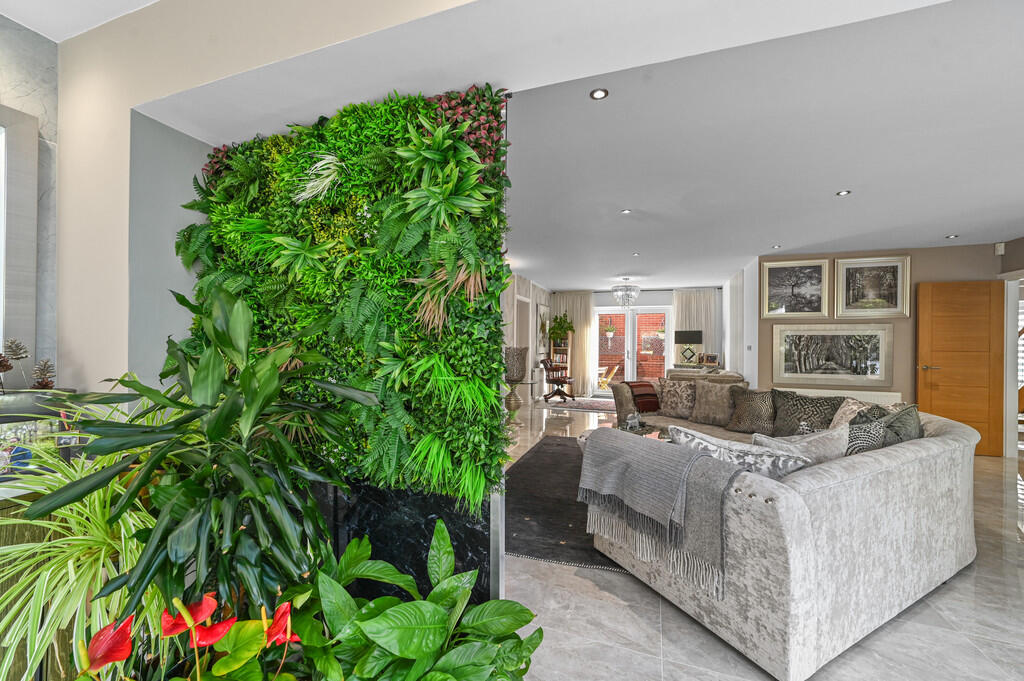 PT-FC(COL)-13Huna...