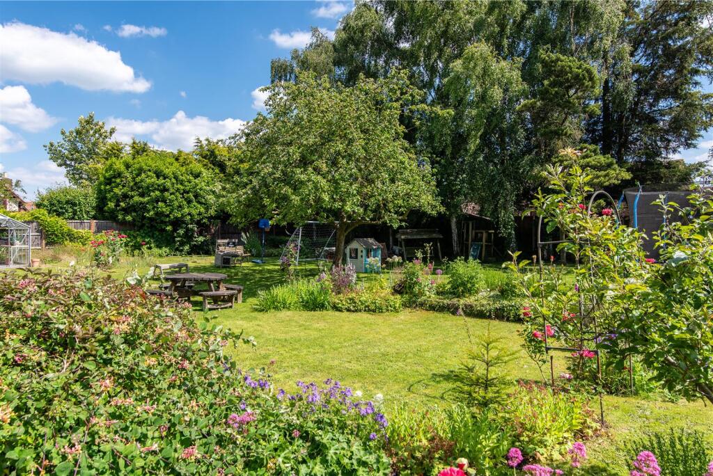 5 Scrimshire Lane-Hi-6.jpg