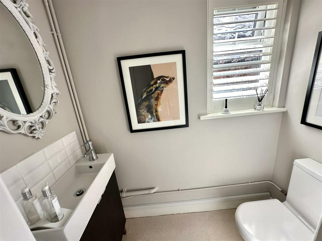 CLOAKROOM/WC