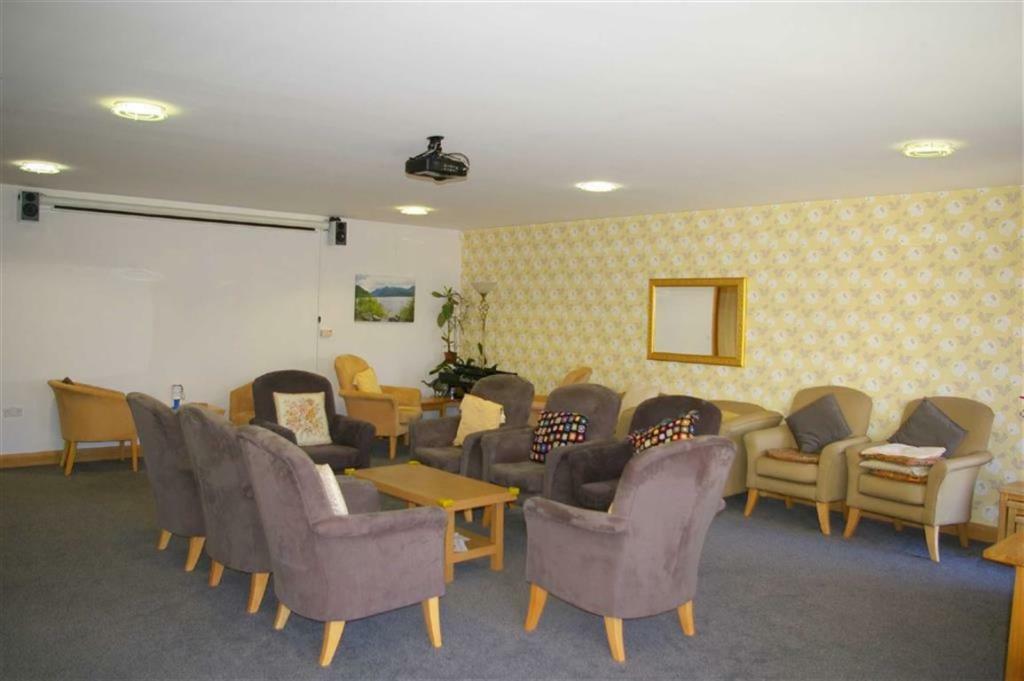 COMMUNAL LOUNGE