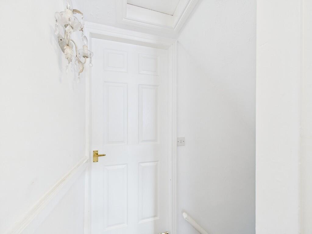 CAM01835G0-PR0175...