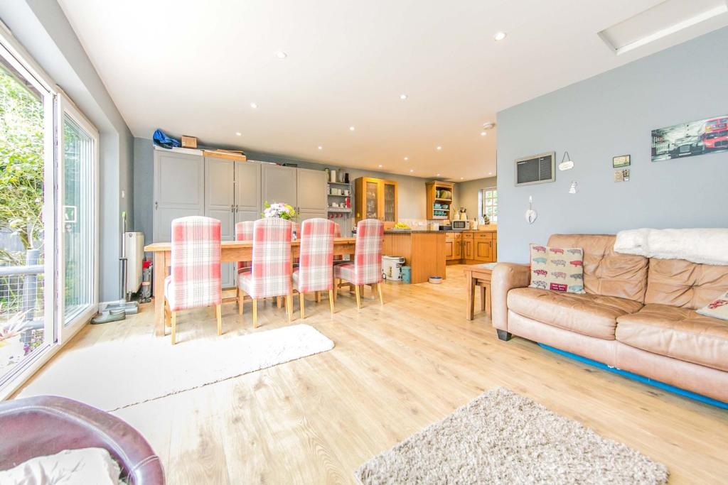 Dining / Family Room