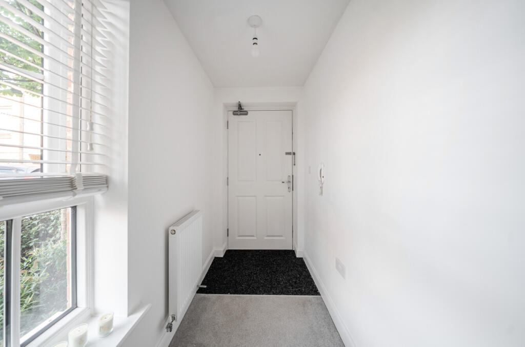 1345599-8-68b0712...