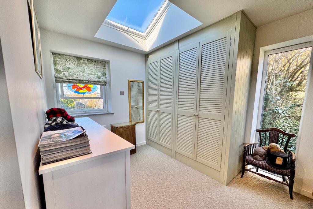 Bedroom 1 Dressing Area