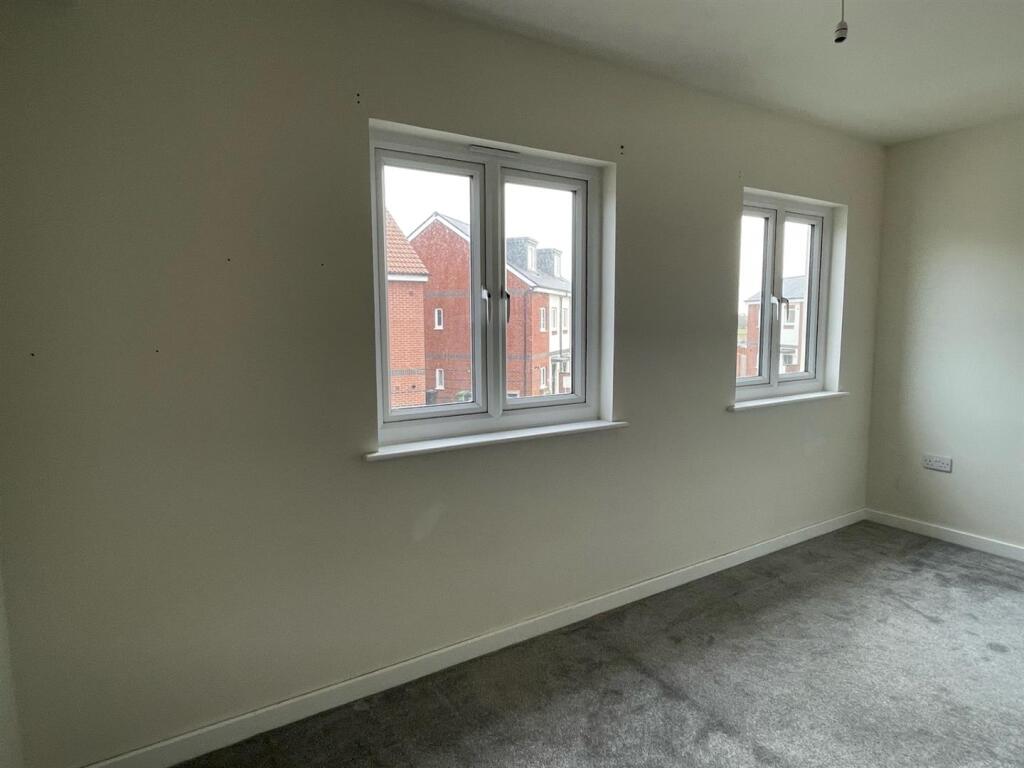 Bedroom;.jpg
