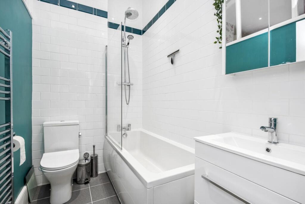 08.02.2022_Flat-D-44-Holmdene-Avenue-SE24-9LF_9-15