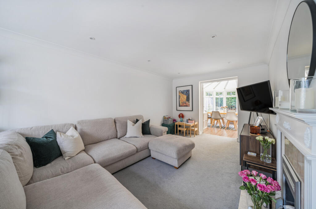 1310487-8-685aa6a...