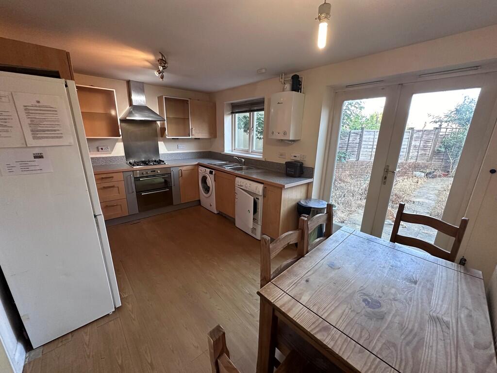 kitchen 02