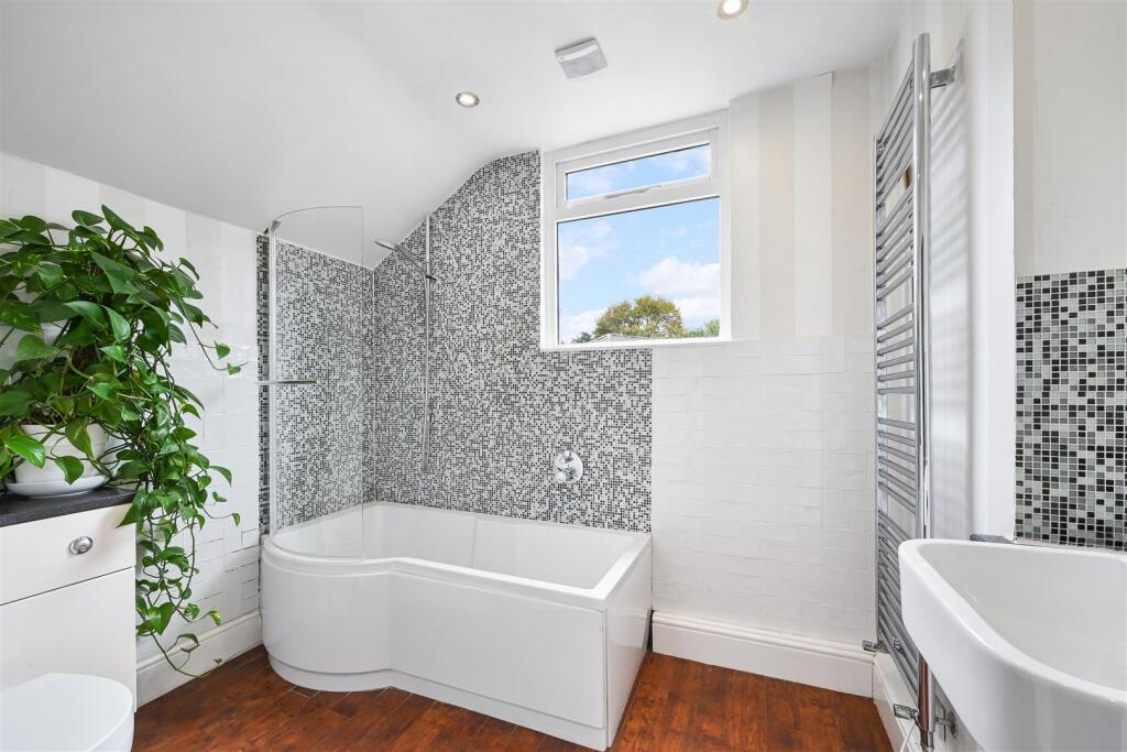 ASHLEY ROAD (10).jpg