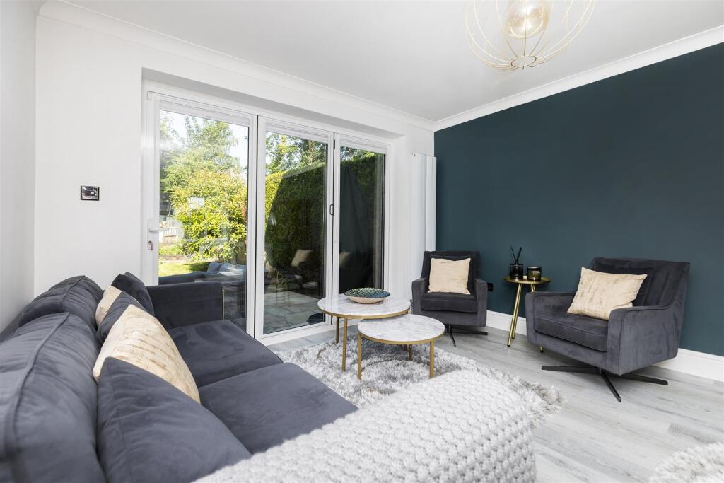 Bramleys Estate Agents - Cheviot Way - Mirfield (2