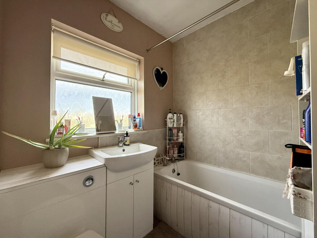 20251117_112314344_iOS