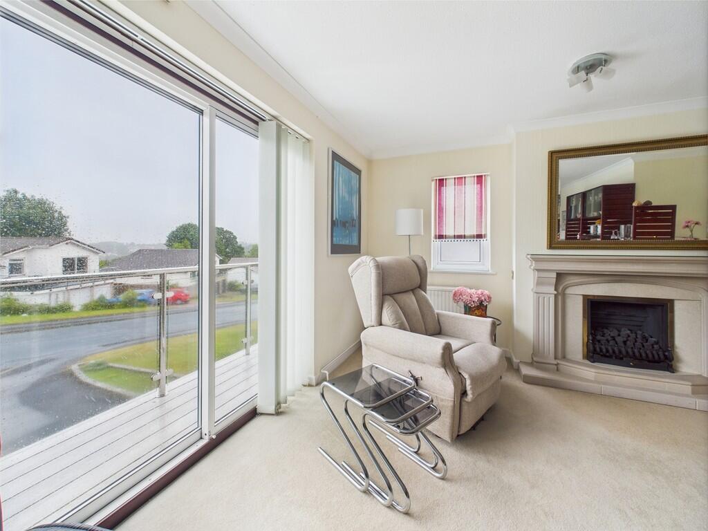 CAM02089G0-PR0483...