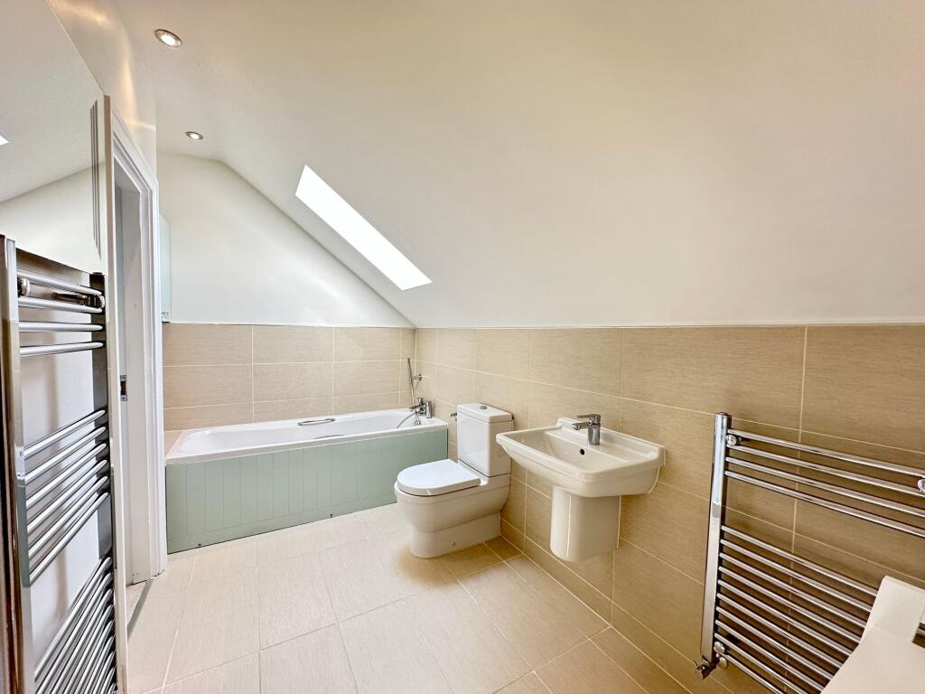 En-suite Bathroom