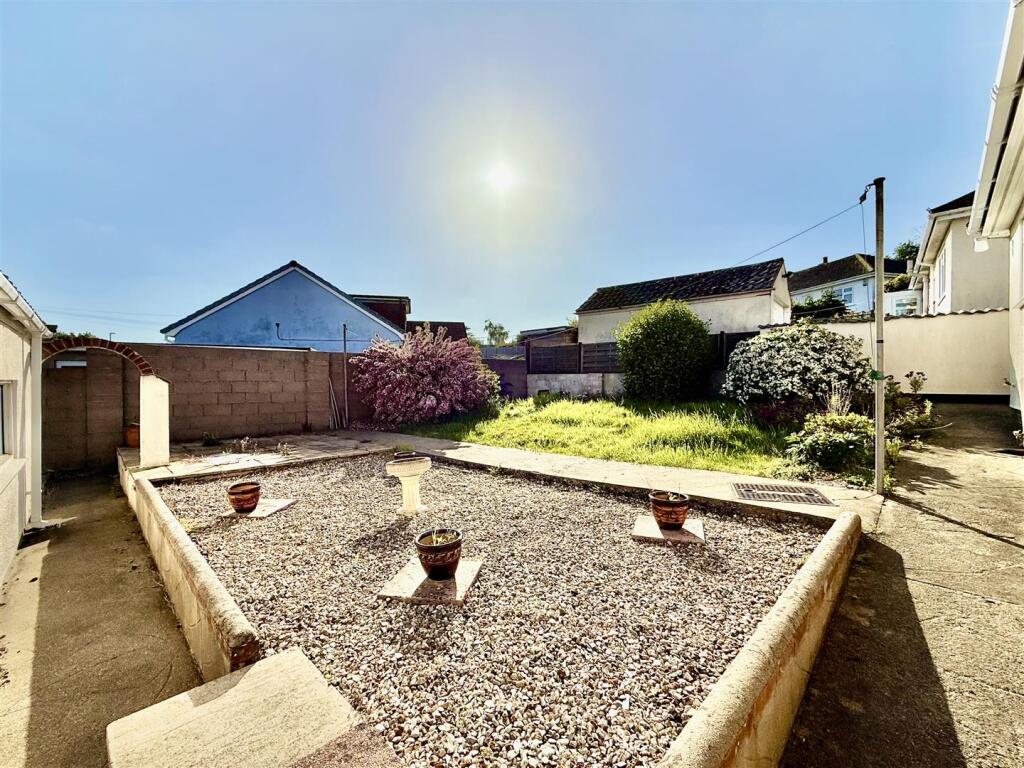Rear  Garden.jpeg