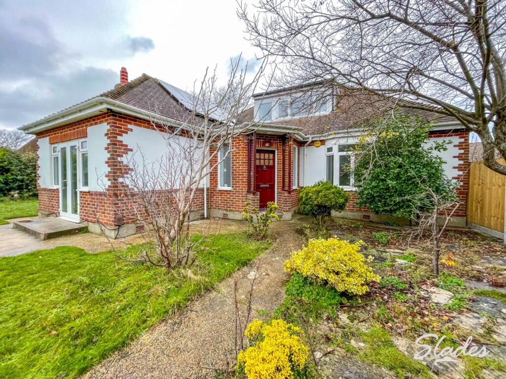 15 Stourwood Road fr