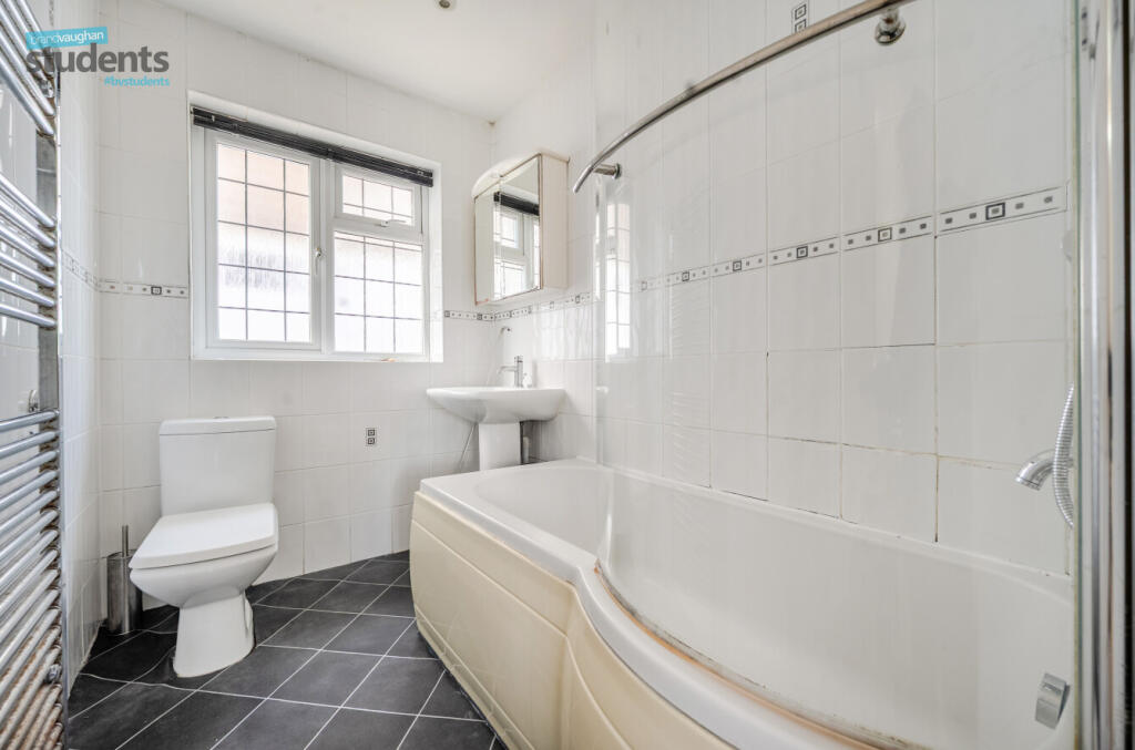 47b30366-a80c-421...