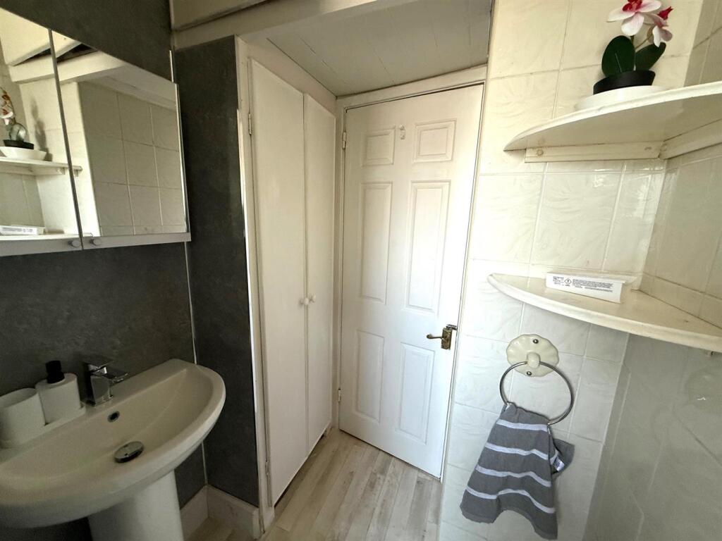 bath 3.jpg