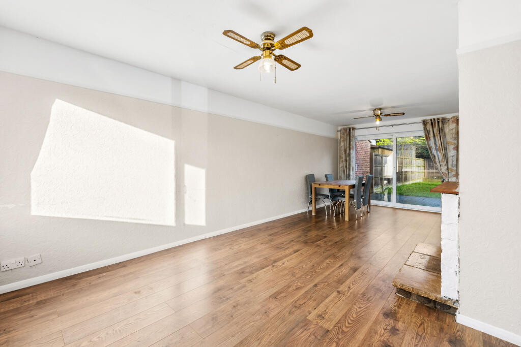 10 Chalmers Close Less than 3MB-2.jpg