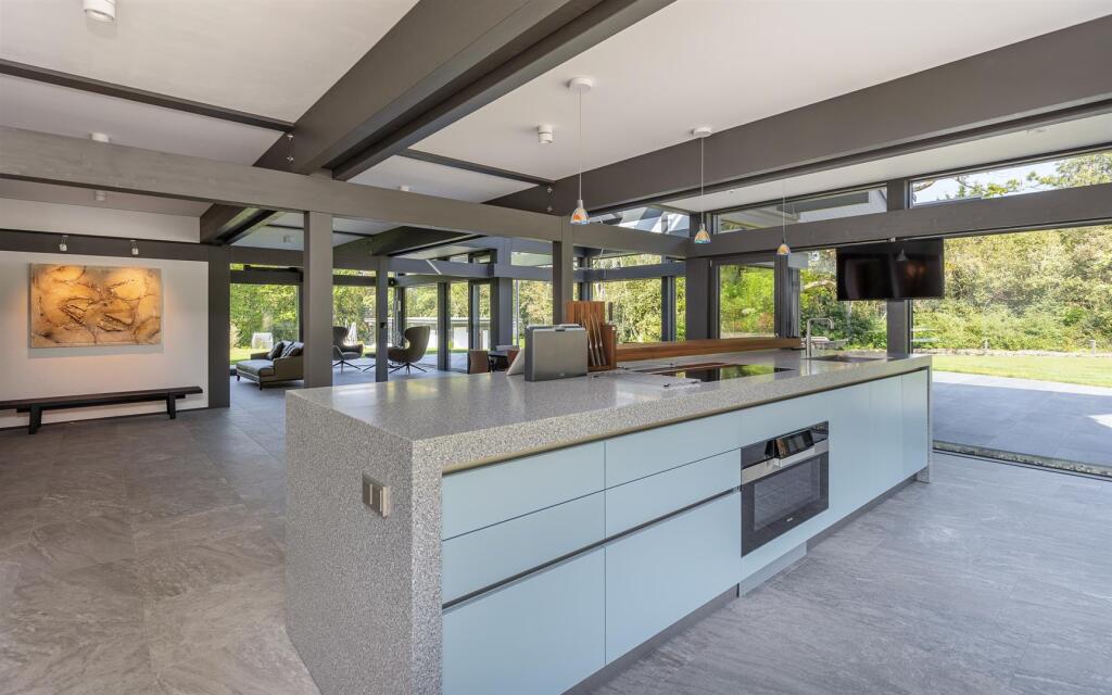 Open-Plan Kitchen Living Area