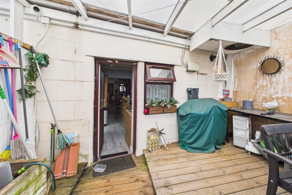 361 Two Mile Hill Road, Kingswood, Bristol BS15 1A