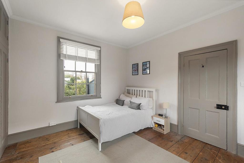 Bedroom (9).jpg
