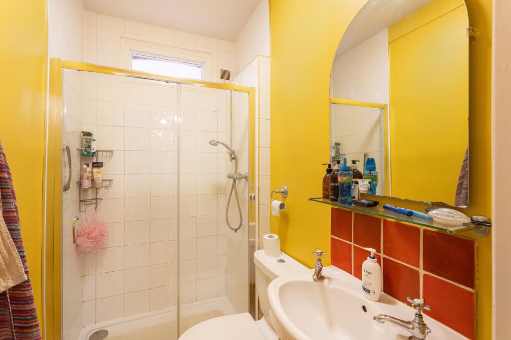 Cloakroom with Shower