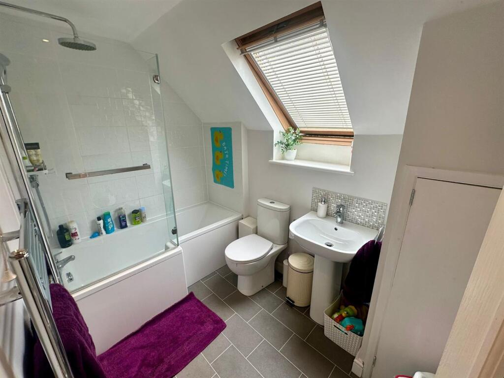 WhatsApp Image 2025-08-21 at 13.49.53_238b9a96.jpg