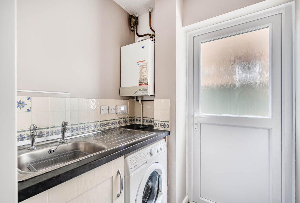 1364049-12-68e4d6...