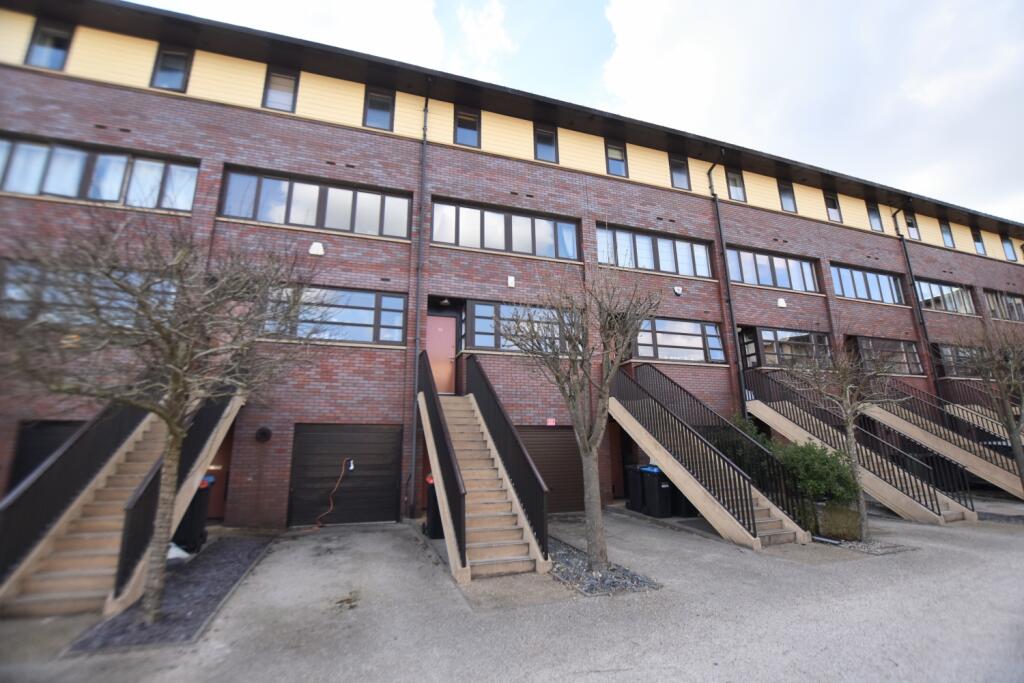 56 Enterprise Lane front