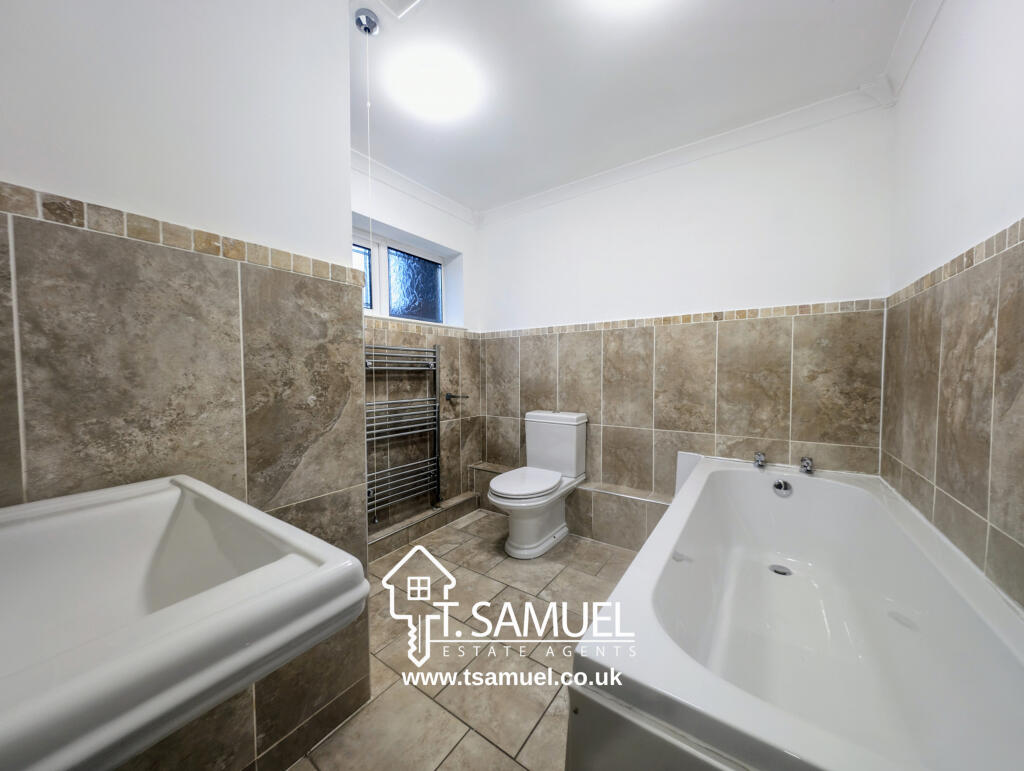 02476056de705658c9dedbb6d5965114