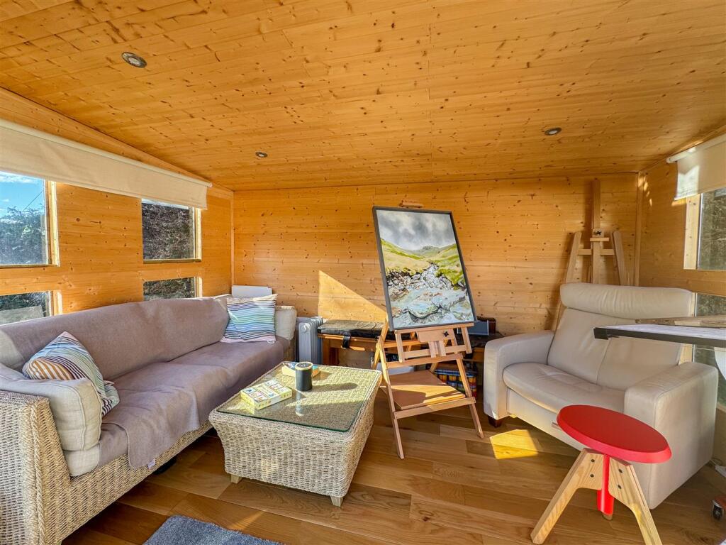 Summer Hut
