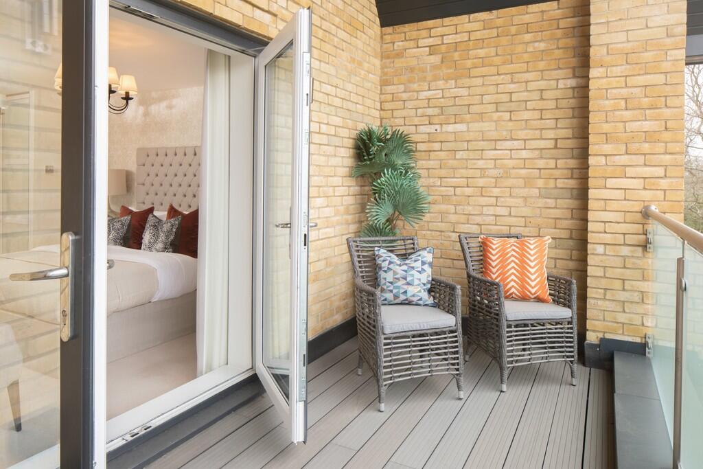 cala at buckler's park - the heights, crowthorne