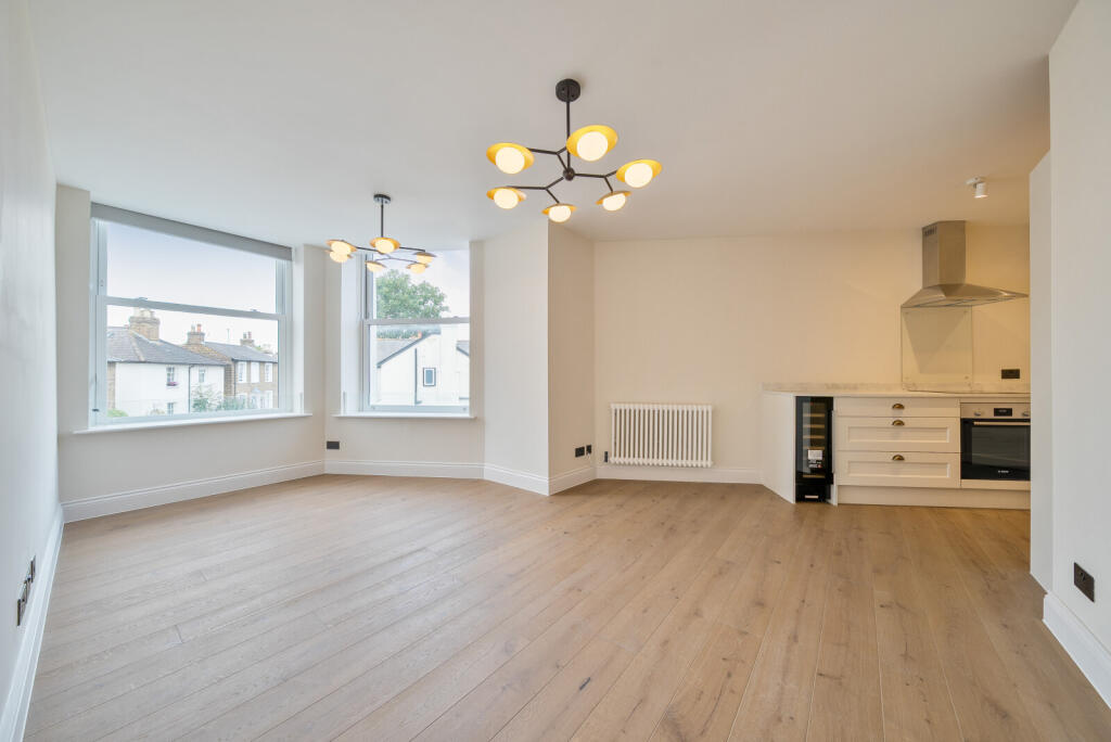 Living Room/Kitchen