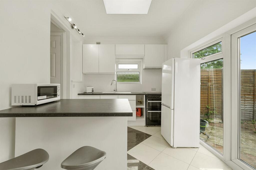 39 Elm Way - h2P8FCEjcDLfKkJ2O5NO.jpg